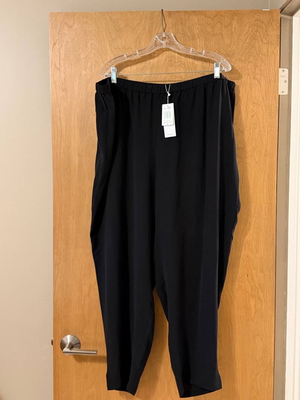 NWT Eileen Fisher The System Black Tapered Pant - Picture 7 of 8